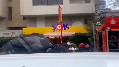 Bir sürücü gerçek anlamda aracıyla Şok'a girdi