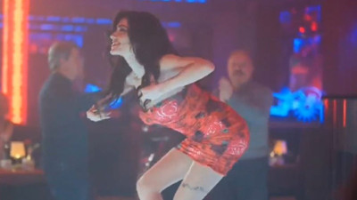 Pavyon fiyatlarına yüzde 100 zam geldi. Sakın gitmeyin malınızı mülkünüzü alırlar