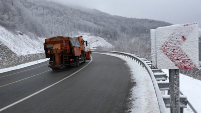 Kırklareli'nin yüksek kesimleri beyaza büründü