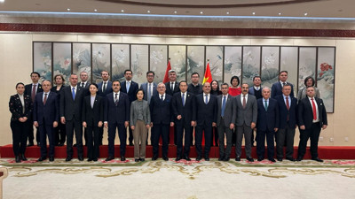 Türk ihracatçıları Çin’e çıkarma yaptı