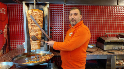 CHP’den belediye başkan adayı olarak açıklandı AKP'liyim dedi