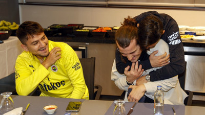 Fenerbahçe'de Çağlar Söyüncü rüzgarı. Krallar gibi karşılandı