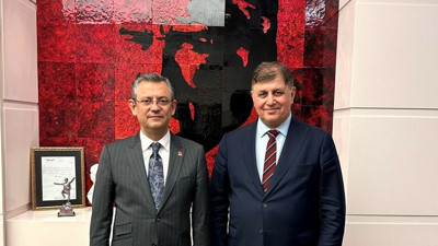 Özgür Özel’den ilk ‘İzmir’ yorumu: ‘Değişim nerede’ diyenler İzmir’e baksınlar