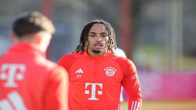 Sacha Boey Bayern Münih ile ilk antrenmanına çıktı