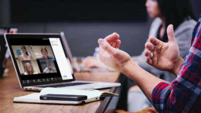 Zoom yüzlerce kişiyi işten çıkarıyor