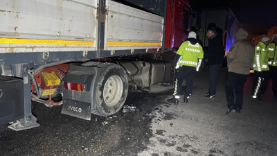 Alkollü sürücü polisten kaçarken kaza yaptı