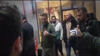 Beşiktaş derbide kazandı. Tosic güle oynaya stadı terk etti