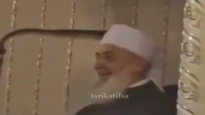 Menzil şeyhini gören müritlerin çıkardıkları ilginç sesler sosyal medyada gündem oldu