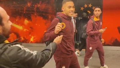 Brezilyalılar Kandil Simidi ile tanıştı. Okan Buruk espriyi patlattı