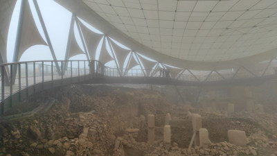 Tarihin sıfır noktası Göbeklitepe sis ile kaplandı