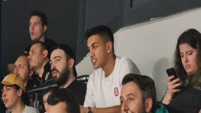 Fenerbahçe'nin yıldızlarından VakıfBank'a destek