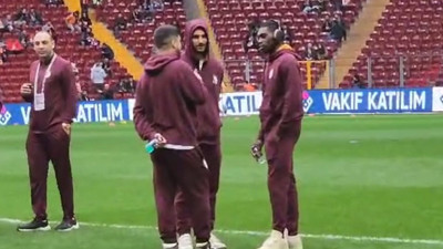 Galatasaray'ın yeni yıldızı Derrick Köhn Rams Park'a ilk kez ayak bastı. Gördüklerine inanamadı