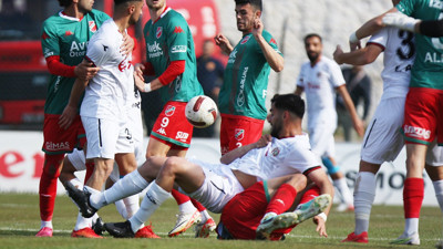 Derbiye kan sıçradı. 4 taraftar gözaltında