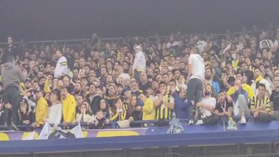 Fenerbahçe taraftarından korkutan hareket. Canını hiçe saydı