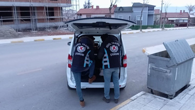 Çorum’da şüphe üzerine durdurulan araçta tüfek ve tabanca ele geçirildi