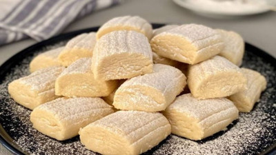 10 dakikada üç malzemeli un kurabiyesi