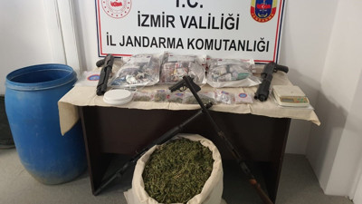 İzmir’de uyuşturucu operasyonu: 2 gözaltı