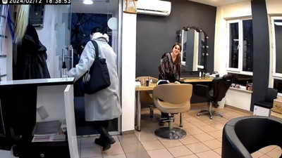 Beyoğlu'nda akılalmaz olay! Mahalledeki esnafları aynı yöntemle dolandırdı. Sakince gelip her istediğini yaptırdı