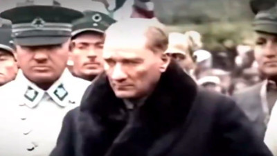 Atatürkçü teğmenlerin ihraç edilmesi üzerine hazırlanan Atatürklü video dündem oldu