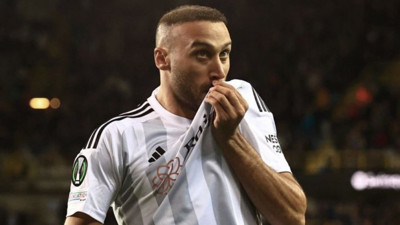 Cenk Tosun'dan Beşiktaş'a sert sözler: Ben bu muameleyi hak etmedim