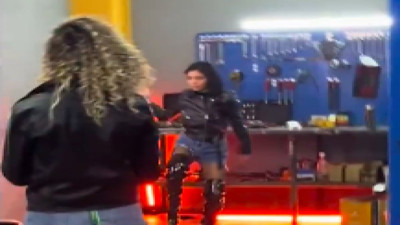 Sözünü tutup sanayide dansöz oynatan müşteri gündem oldu