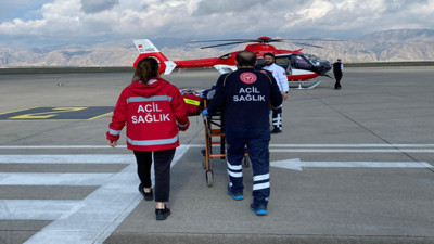 Kanser hastası çocuk ambulans helikopterle hastaneye sevk edildi