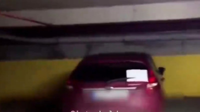 İstanbul'da bir kişi, iki dairesi olduğunu iddia ederek iki park alanını kapattı. Sizce haklı mı?