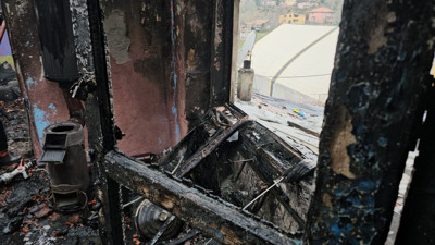 Valiliğin dağıttığı kömür patladı iddiası. Ev küle döndü