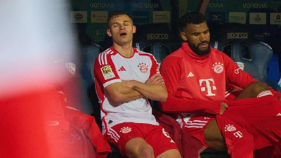 Bayern Münih'te isyan çıktı. Kimmich Löw'ün üzerine yürüdü