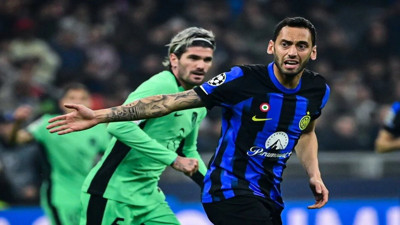 Türk yıldız Hakan Çalhanoğlu dünyaya meydan okudu. Bu sözler çok konuşulur