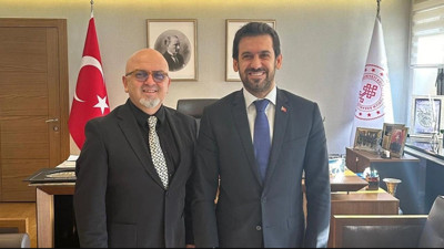 Birol Güven, Sinema Genel Müdürü oldu. Bakan Yardımcısı'ndan Birol Güven'e tebrik