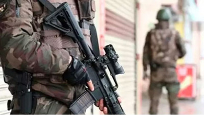 23 ilde eş zamanlı FETÖ operasyonu! Çok sayıda gözaltı var