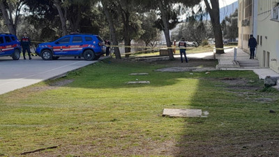 Okul bahçesinde şüpheli ölüm