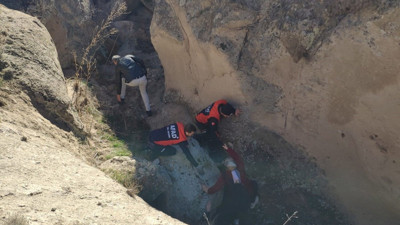 Kanyona düşerek yaralanan şahıs kurtarıldı