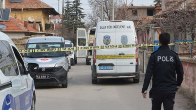 67 yaşındaki adamı satırla öldürdüler