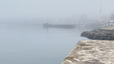 Zonguldak'ta oluşan sis vatandaşlara zor anlar yaşattı