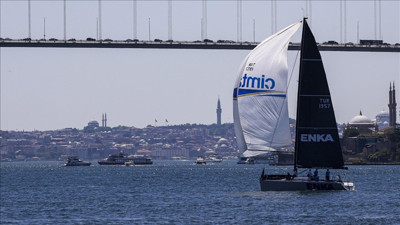 İstanbul Boğazı'nda gemi trafiği çift yönde askıya alındı
