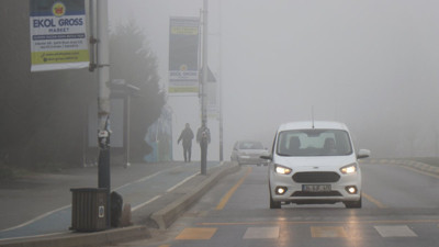 Sakarya’yı sis vurdu! Göz gözü görmüyor