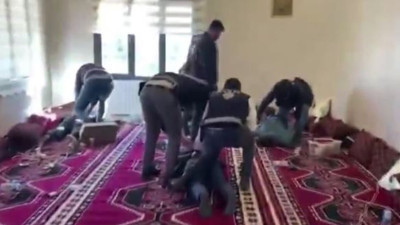 Polisim hakimim savcıyım diyen tutuklandı