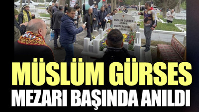 Müslüm Gürses mezarı başında anıldı