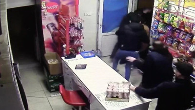 Deprem anı kamerada: İlk kez böyle şiddetli hissettim