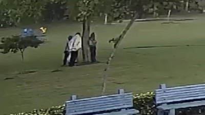 Yağmurdan kaçarken yıldırıma yakalandılar: 3 Ölü