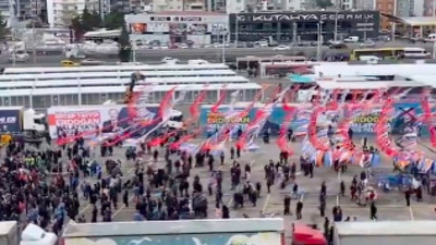 Cumhurbaşkanı Erdoğan'ın Malatya mitinginde alanın eskiye boş kalması sosyal medyada gündem oldu