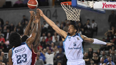 Türk Telekom Avrupa'da çekmiyor