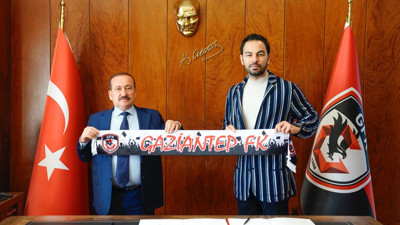 Selçuk İnan Süper Lig'e geri döndü. Resmi imzayı attı