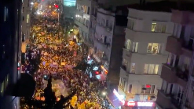8 Mart Dünya Kadınlar Günü için her türlü engeli aşıp Taksim'de toplanan kadınlar sosyal medyada gündem oldu