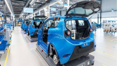 Otomotiv devi iflas etti. 4 yılda bin 350 araç satabildi