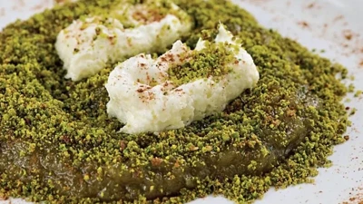 Sadece 15 dakikada tabaklara giriyor. Sır gibi saklanan yöresel lezzet cennet çamuru tarifi