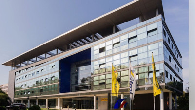 Dev banka yüzlerce şubeni kapatıyor. Sıra tüm bankalara gelebilir