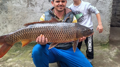İznik Gölü'nde dev balık yakalandı